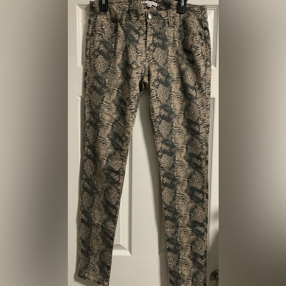 Cabi Snakeskin Skinny Jeans - Picture 1 of 2